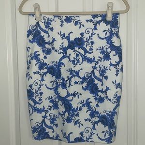 Forever 21 Ivory/Blue Paisley Skirt - Size S